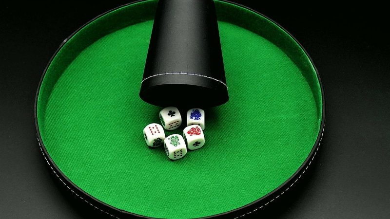 亚洲博彩公司视角下的炸金花进阶指南：从牌型概率到实战博弈